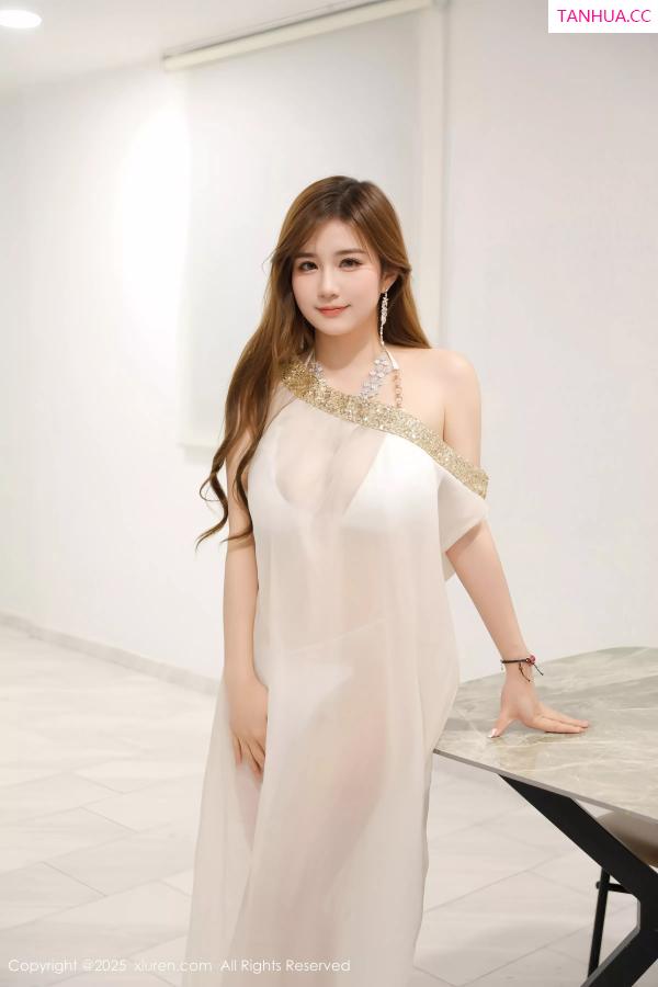 [XiuRen]高清写真图 2025.04.29 No.10218 小肉肉咪 白色泳衣